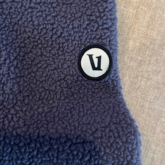 NWT Vuori highlands Sherpa jacket - Picture 4 of 7